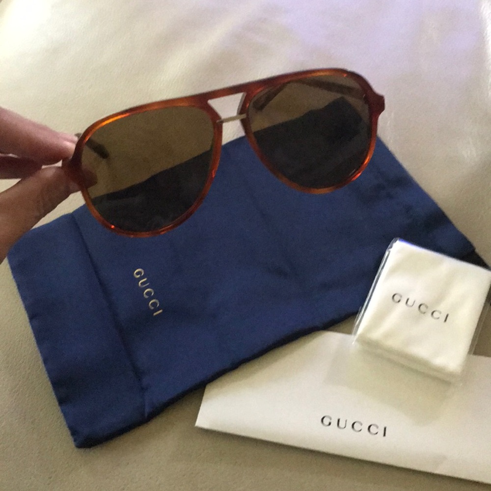 Gucci aviator sunglasses